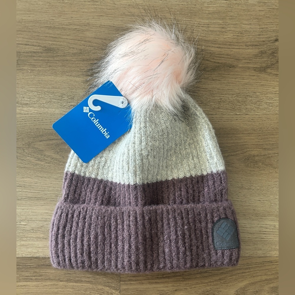 Columbia Woman’s Pom Beanie – Mauve & Cream Fuzzy Knit Winter Hat- NWT